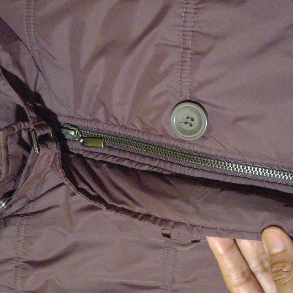 Jackets - Picture 3 of 8